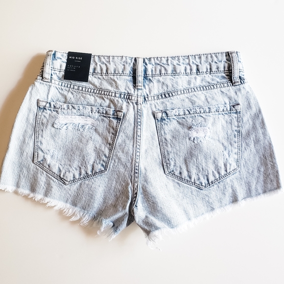 NWT Denim Shorts - Picture 2 of 2